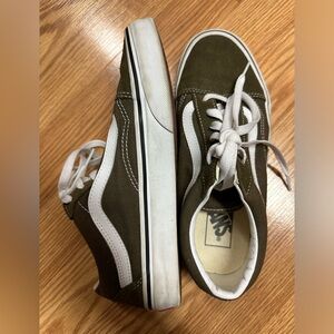 Vans shoes size 7.5 womens